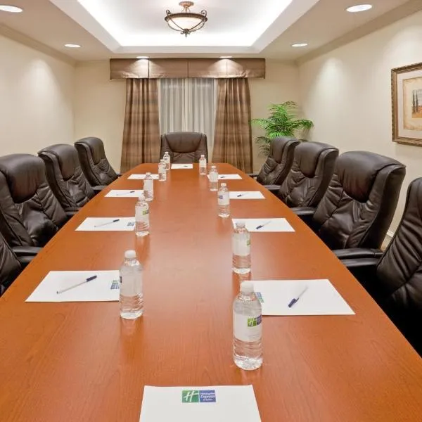 Holiday Inn Express & Suites Waxahachie by IHG, hotel en Waxahachie