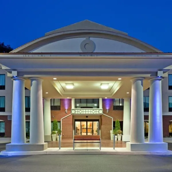 Holiday Inn Express Hotel & Suites Harriman, an IHG Hotel, hotel di Harriman