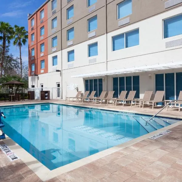 Holiday Inn Express Hotel & Suites Fort Lauderdale Airport/Cruise Port by IHG, hotel v destinaci Fort Lauderdale