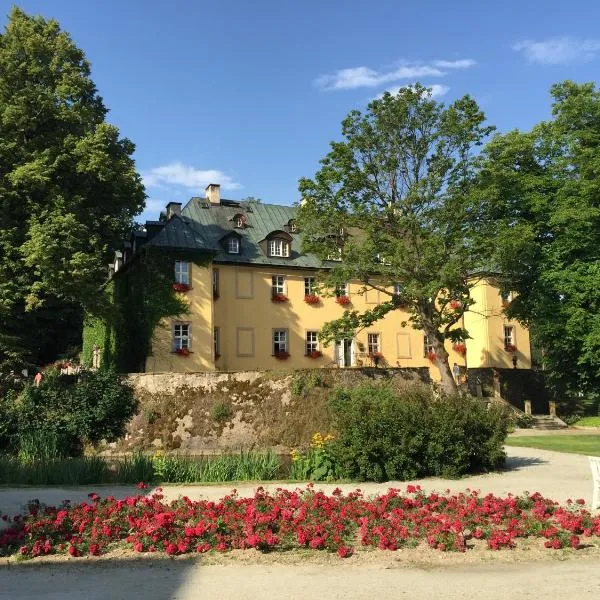 Hotel Palac Staniszow – hotel w Jeleniej Górze