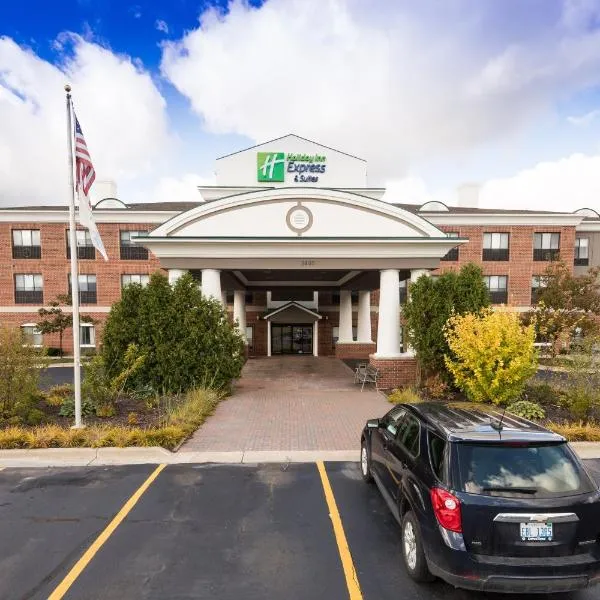 Holiday Inn Express Hotel & Suites Grand Blanc, an IHG Hotel، فندق في غراند بلانك