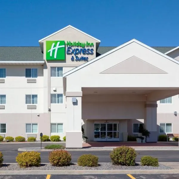 Holiday Inn Express Hotel and Suites Stevens Point, an IHG Hotel, отель в городе Plover