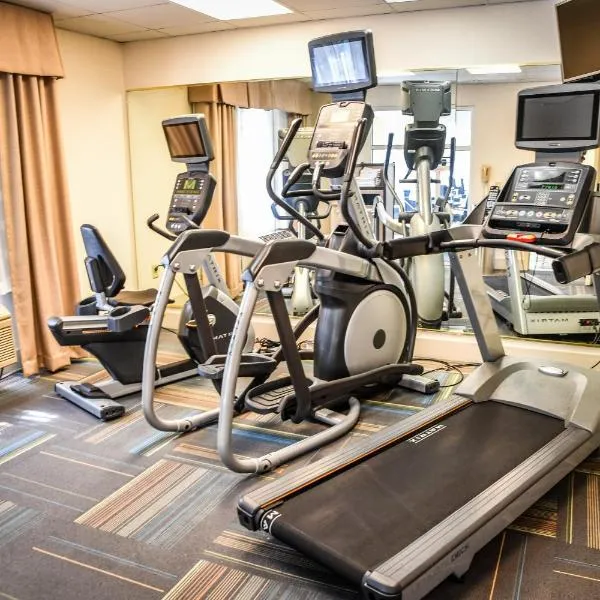 Holiday Inn Express Hotel & Suites - Concord by IHG, hotel v destinaci Kannapolis