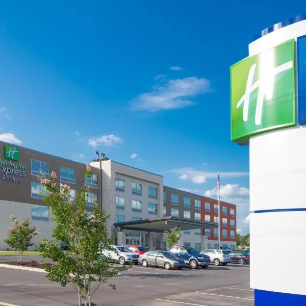 Holiday Inn Express & Suites Greenwood Mall, an IHG Hotel, hotell i Waterloo