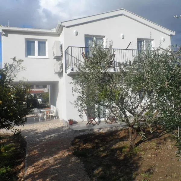 Apartmani Dropulić, hotel sa Opuzen