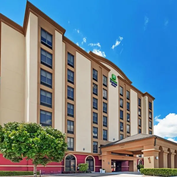 Holiday Inn Express & Suites Houston - Memorial Park Area, an IHG Hotel, ξενοδοχείο σε Westchase Heliport