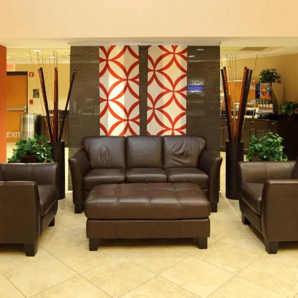 Country Inn & Suites by Radisson, Tyler University Area, מלון בטיילר