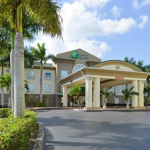 플로리다 시티에 위치한 호텔 Holiday Inn Express & Suites Florida City-Gateway To Keys, an IHG Hotel