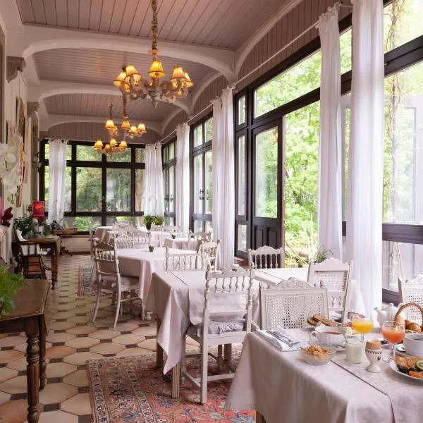 Domaine de Beaupré - Hotel The Originals Relais, hotel v destinácii Guebwiller