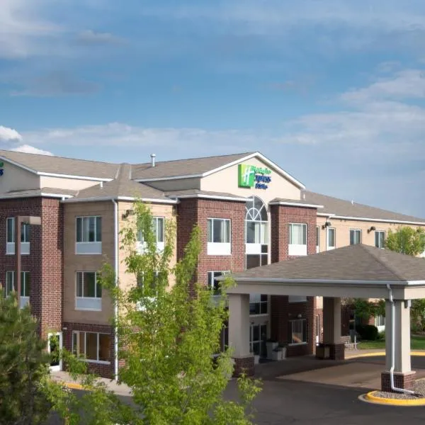 Holiday Inn Express Hotel & Suites Chanhassen by IHG, hotel v destinaci Chanhassen