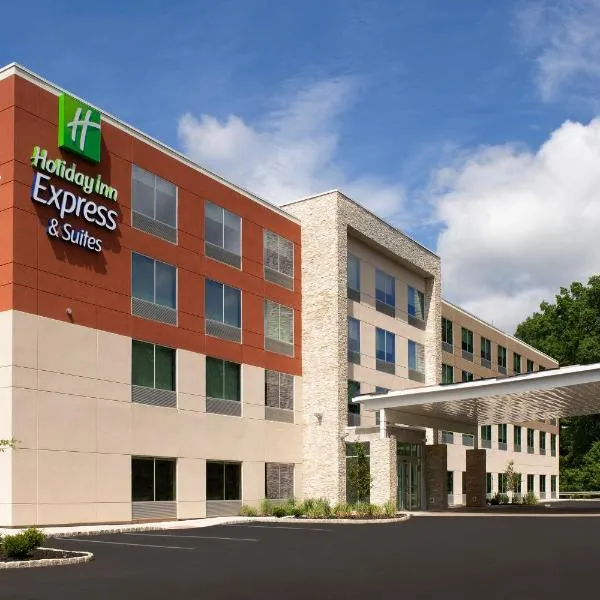 Holiday Inn Express & Suites - North Brunswick, an IHG Hotel, hotel v destinácii New Brunswick