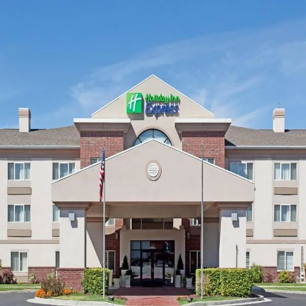 Holiday Inn Express Ogden, an IHG Hotel, hotel in Wolf Lodge Condominium