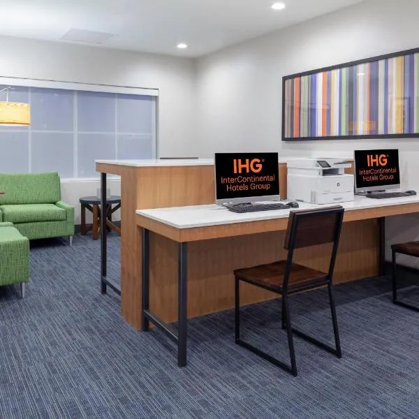 Holiday Inn Express & Suites - Gilbert - East Mesa by IHG, hotel en Gilbert