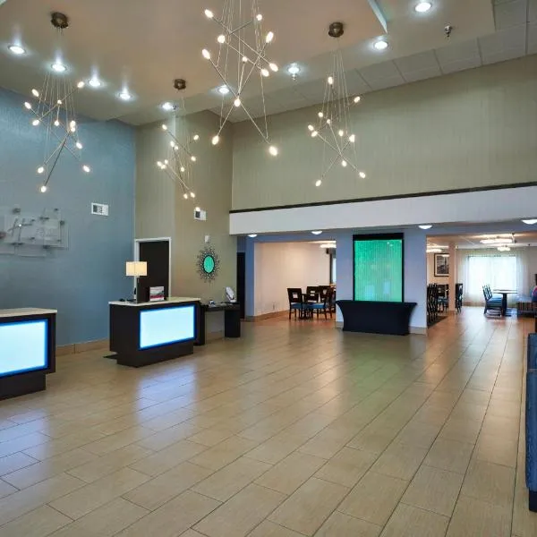 Holiday Inn Express & Suites Birmingham South - Pelham by IHG, hotel in Pelham