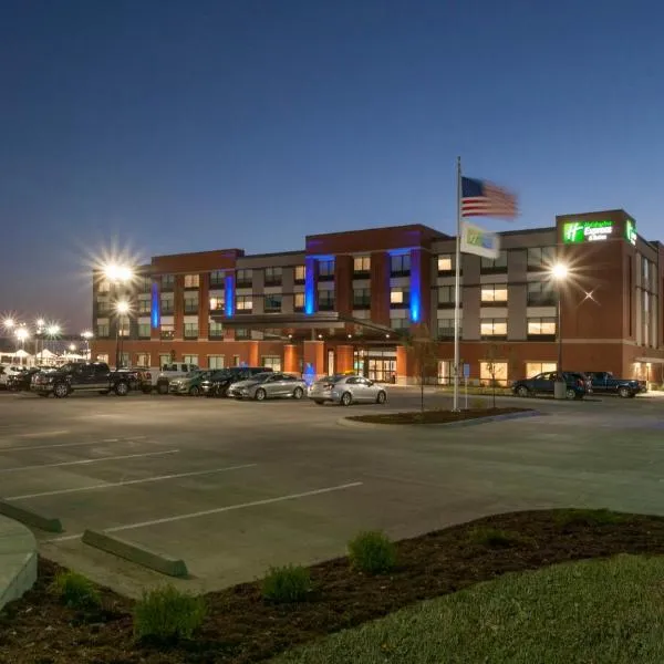 도지 시티에 위치한 호텔 Holiday Inn Express & Suites - Dodge City, an IHG Hotel