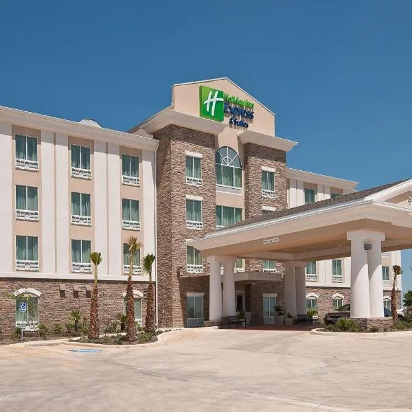 Pearsall에 위치한 호텔 Holiday Inn Express Hotel and Suites Pearsall, an IHG Hotel