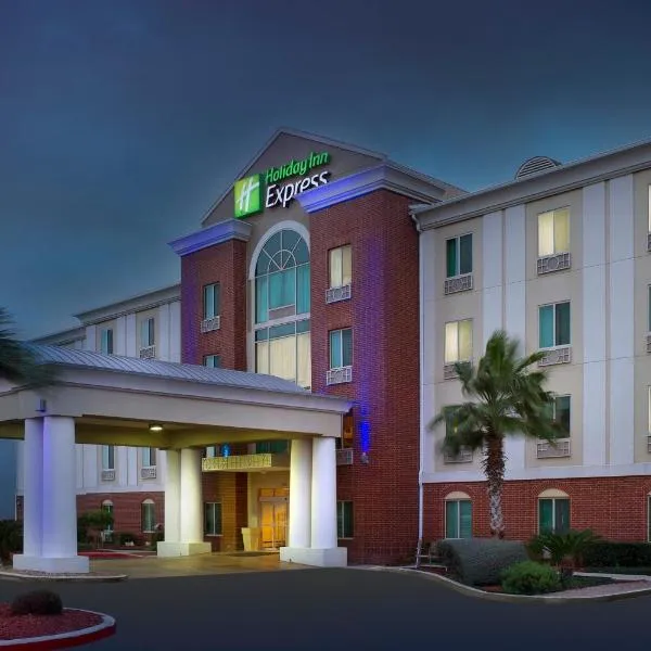 Holiday Inn Express & Suites San Antonio West Sea World Area, an IHG Hotel, hotel a Oakland Estates