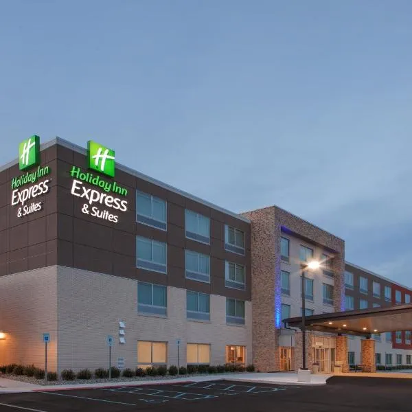 Holiday Inn Express & Suites - Sterling Heights-Detroit Area, an IHG Hotel, hotel v destinácii Roseville