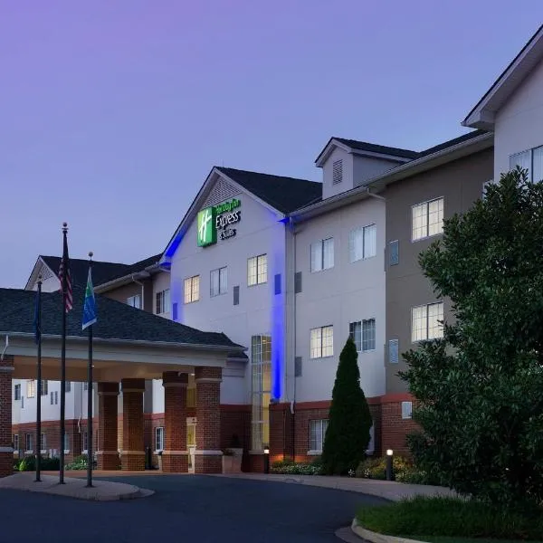 Holiday Inn Express & Suites Charlottesville - Ruckersville by IHG, hotel v destinaci Ruckersville