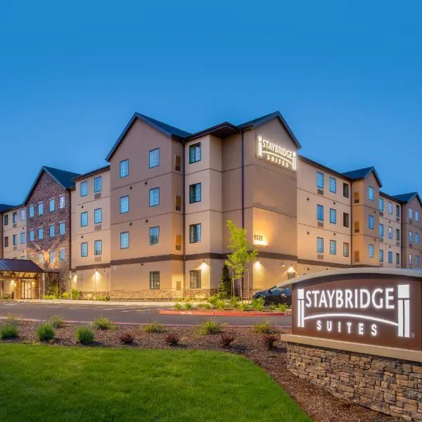 Staybridge Suites - Hillsboro North by IHG, hotel v destinaci Hillsboro
