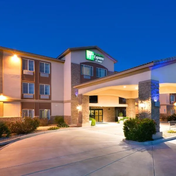 Holiday Inn Express & Suites Casa Grande by IHG, hotel v destinaci Casa Grande