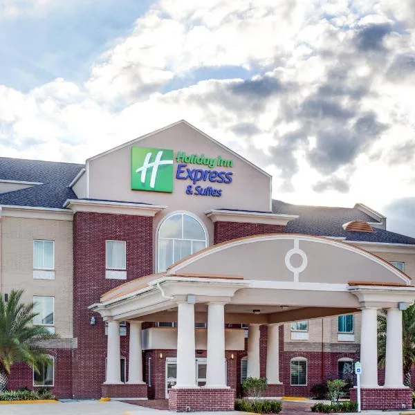 Holiday Inn Express & Suites Raceland - Highway 90, an IHG Hotel, hotell i Larose