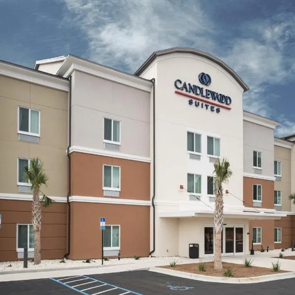 Candlewood Suites - Ft Walton Bch - Hurlburt Area, an IHG Hotel, hotel di Fort Walton Beach