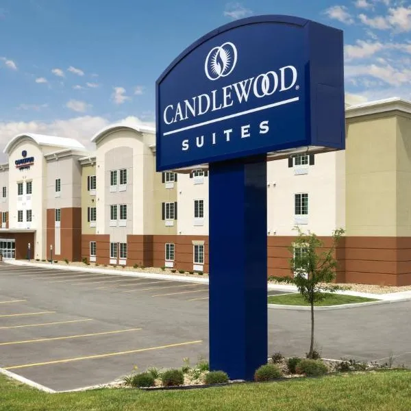 Candlewood Suites Grove City - Outlet Center, an IHG Hotel, hótel í Barkeyville
