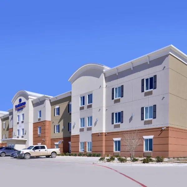 Candlewood Suites Kenedy, an IHG Hotel, hotel in Karnes City