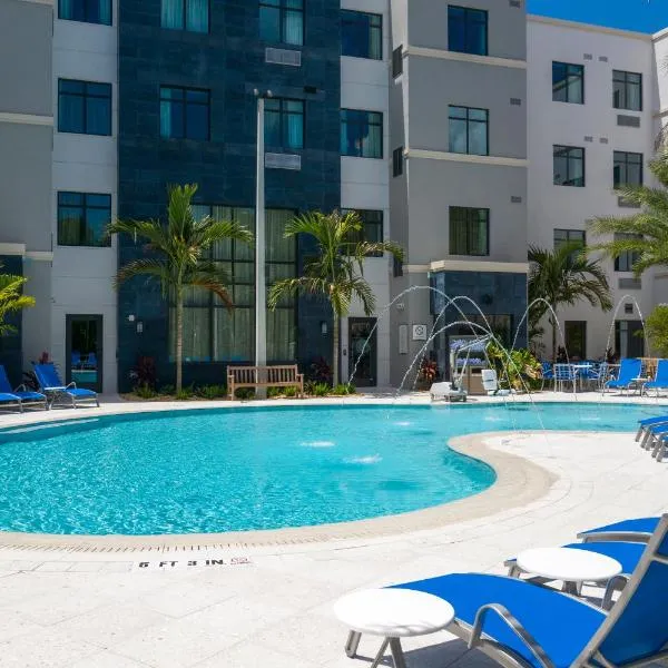 Staybridge Suites - Naples - Marco Island by IHG, hotel v destinaci Naples