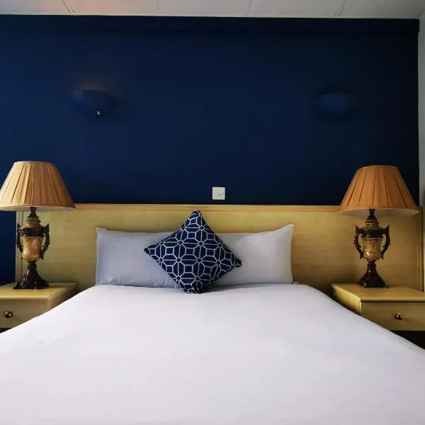 Castle Hotel, hotel di Merthyr Tydfil