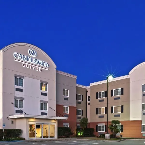 Candlewood Suites Pearland, an IHG Hotel, hotell i Pearland