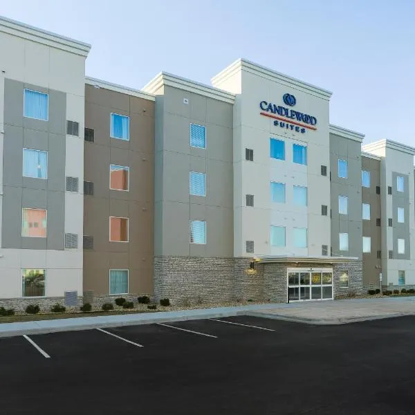 Candlewood Suites Lenexa - Overland Park Area by IHG, khách sạn ở Lenexa