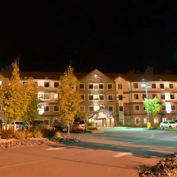 Staybridge Suites East Stroudsburg - Poconos, an IHG Hotel, готель у місті Іст-Страудсберг