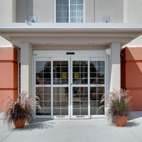 תמונה של מלון  Candlewood Suites Salina, an IHG Hotel