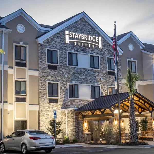 Staybridge Suites North Jacksonville, an IHG Hotel, viešbutis mieste Džeksonvilis