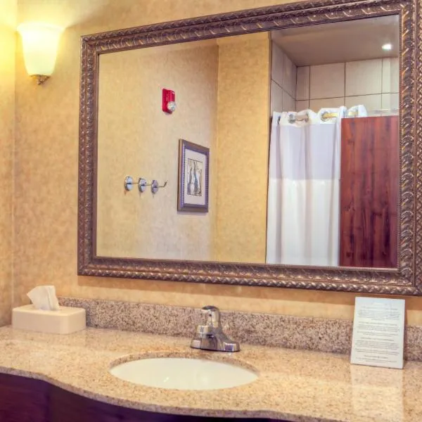 Staybridge Suites Laredo, an IHG Hotel: Laredo şehrinde bir otel