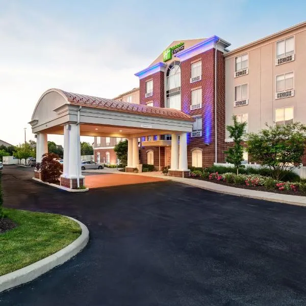 Holiday Inn Express & Suites Schererville, an IHG Hotel, хотел в Saint John