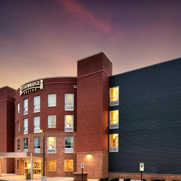 Staybridge Suites Marquette, an IHG Hotel, hotel in Harvey