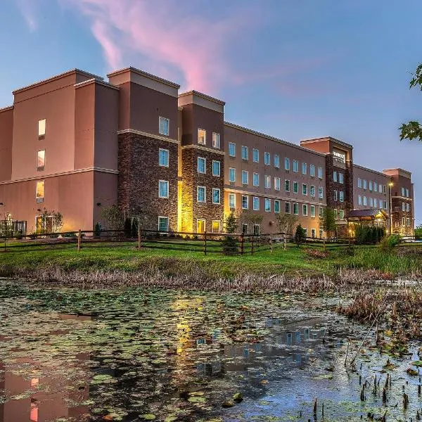 Viesnīca Staybridge Suites Knoxville West, an IHG Hotel pilsētā Farragut