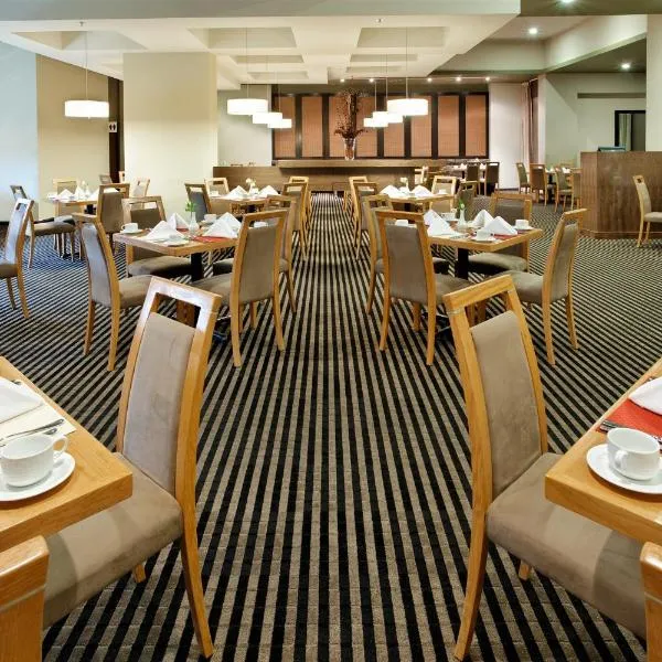 Crowne Plaza Monterrey Aeropuerto by IHG, hotel em Monterrey