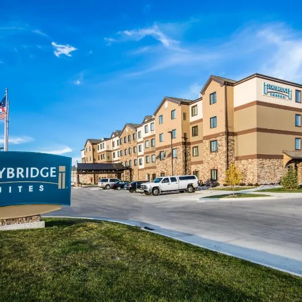 Staybridge Suites Grand Forks, an IHG Hotel, хотел в Гранд Форкс