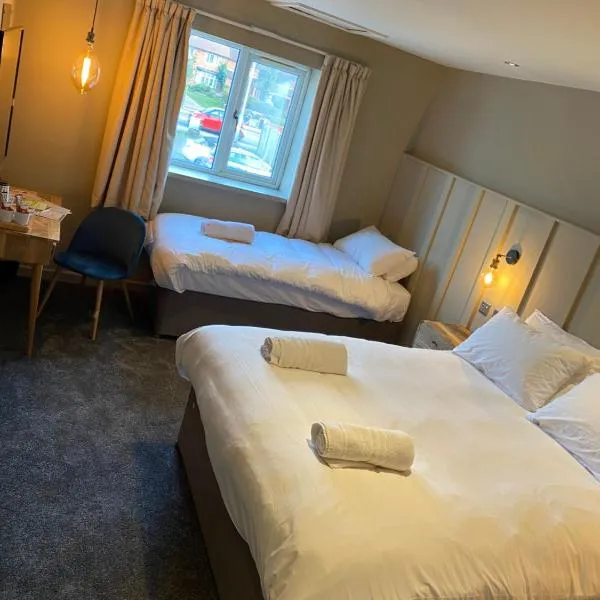 Lodge at Tap Haus, hotel in Ault Hucknall