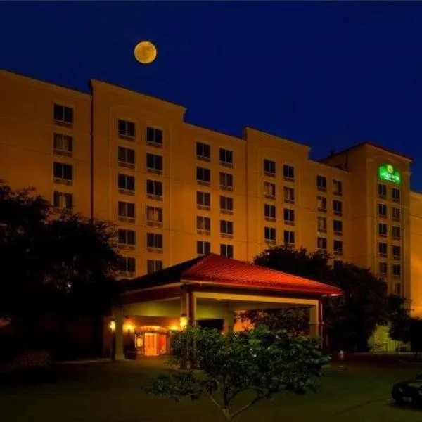 La Quinta by Wyndham San Antonio Medical Ctr. NW, hotel v destinaci San Antonio