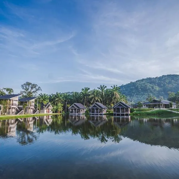 Sementra Hot Spring Nature Resort, hotell i Jeram