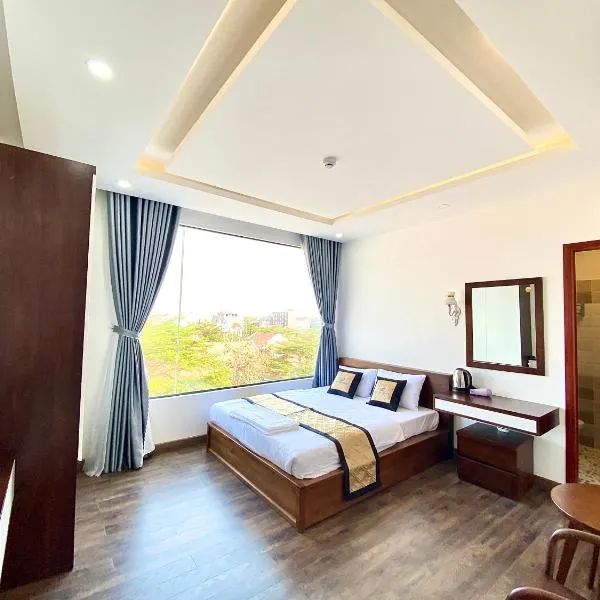 HOTEL ĐỨC THÀNH 2، فندق في كون داو