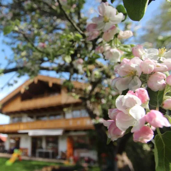 Appartementhaus Schirsner - direkt am See & am Kurpark, hotel v destinaci Schliersee