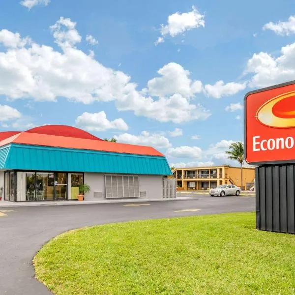 Econo Lodge North, מלון בנורת' פורט מיירס