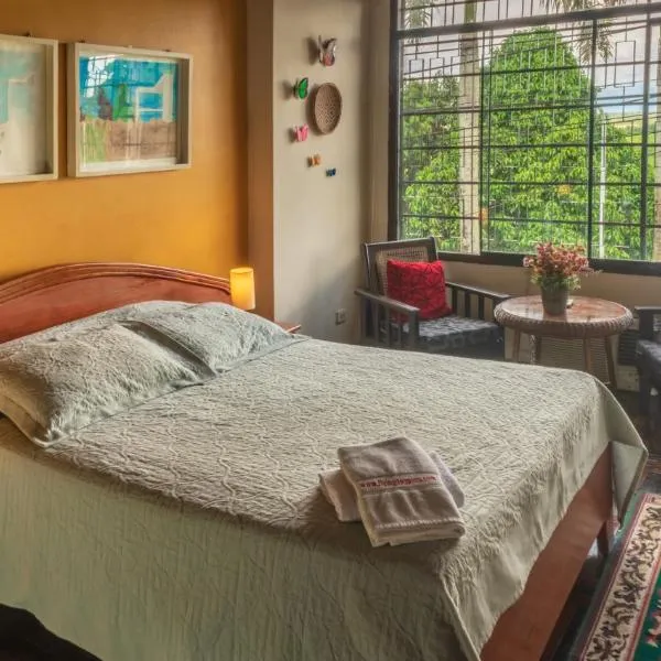 Flying Dog Hostel Iquitos, hotel in Iquitos
