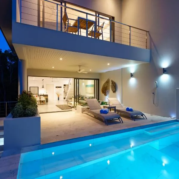 Villa Casa Bella - Private-Pool, Luxury Villa near Bangrak Beach, ξενοδοχείο στο Κο Σαμούι